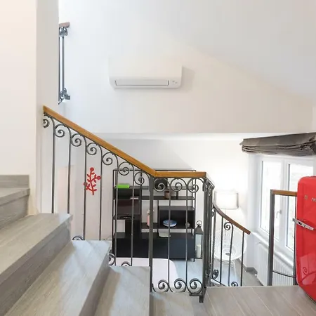 Quiet Pied A Terre With Terrace In Borgo Pio Apartament *